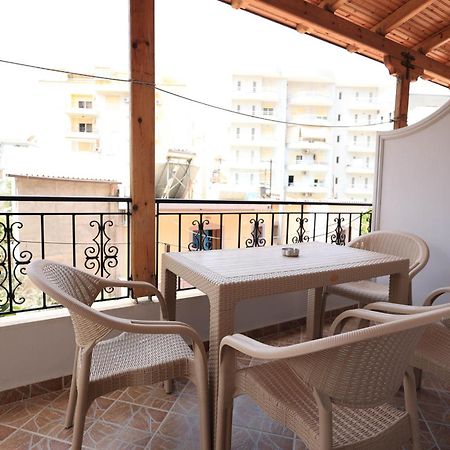 Kejsi Apartaments Sarande Bagian luar foto