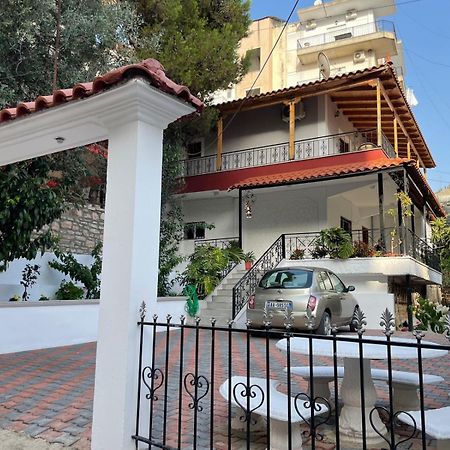 Kejsi Apartaments Sarande Bagian luar foto