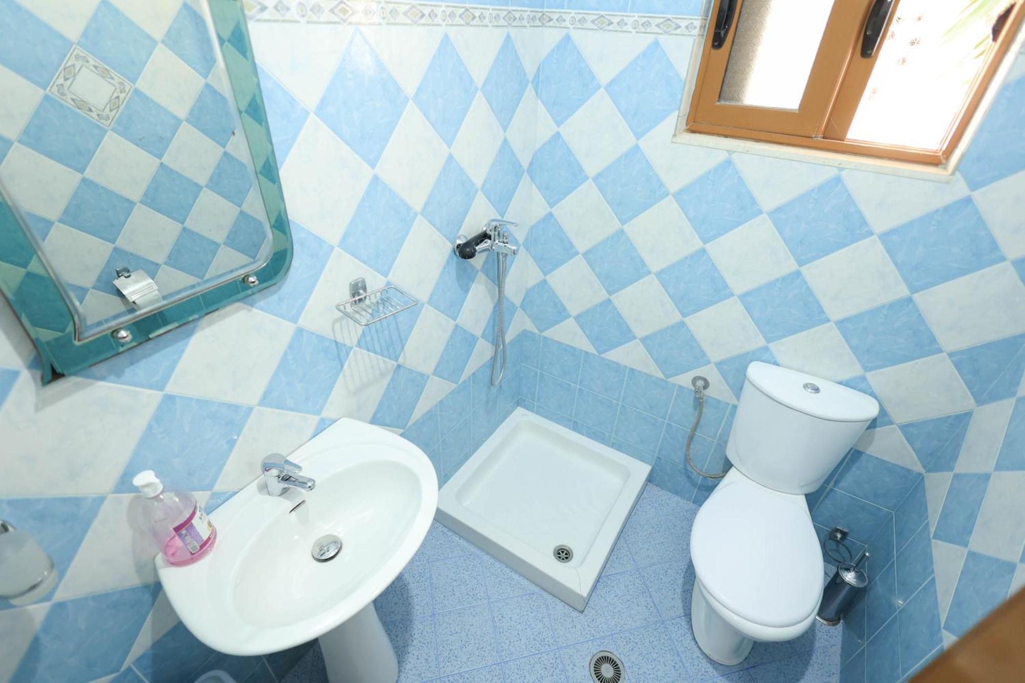 Kejsi Apartaments Sarande Bagian luar foto