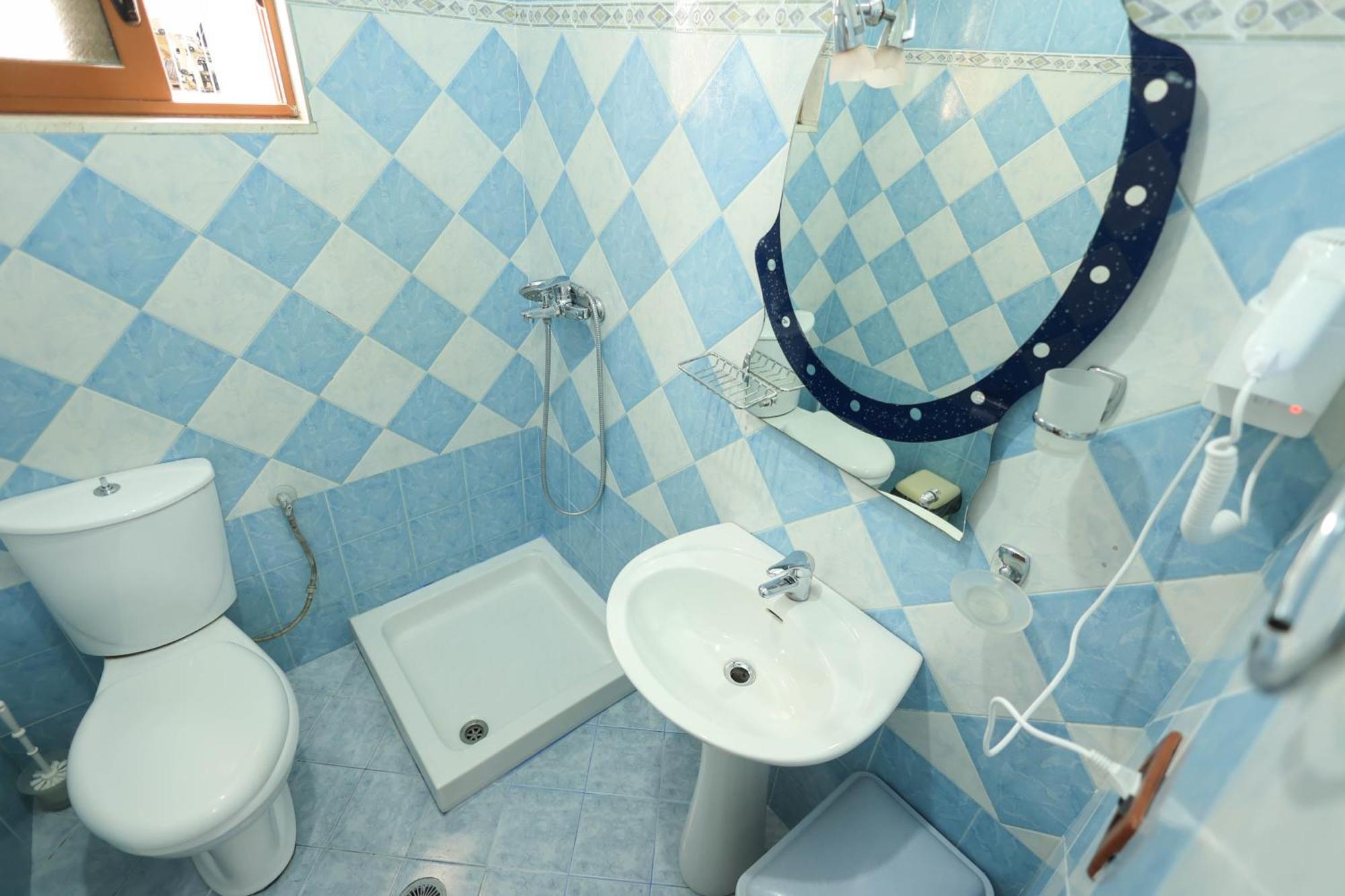 Kejsi Apartaments Sarande Bagian luar foto
