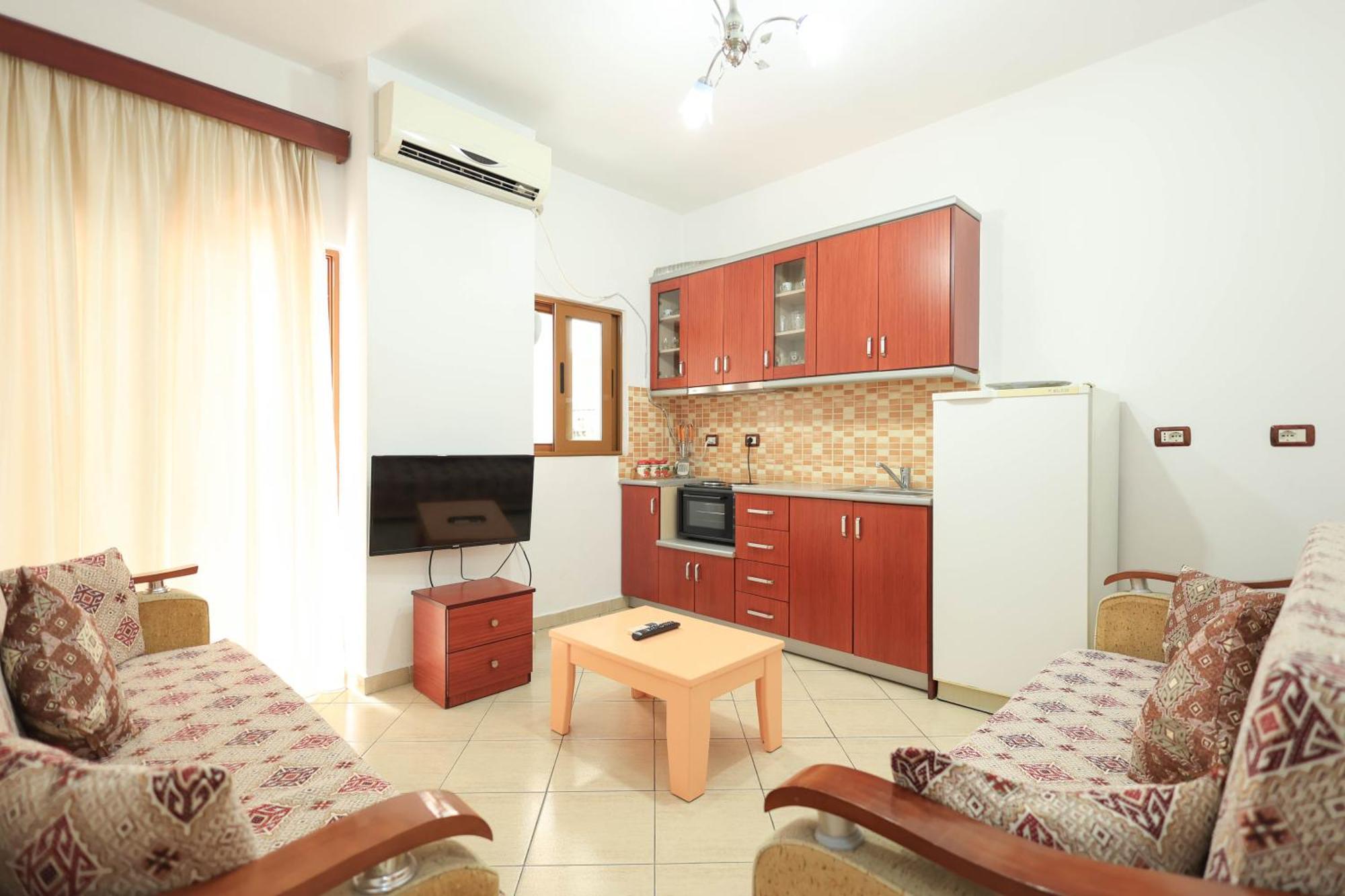 Kejsi Apartaments Sarande Bagian luar foto