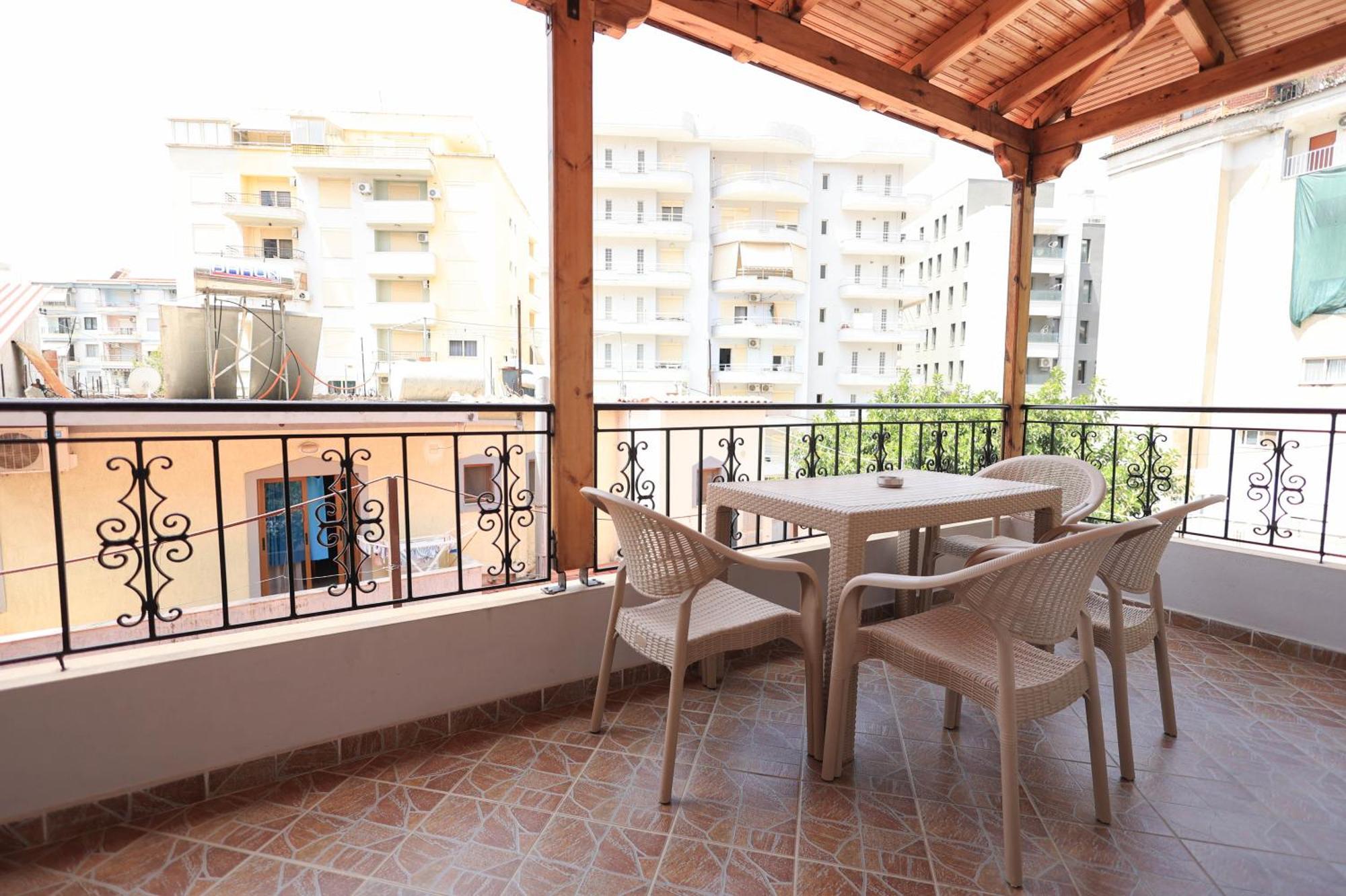 Kejsi Apartaments Sarande Bagian luar foto